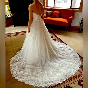 NEVER WORN custom wedding gown